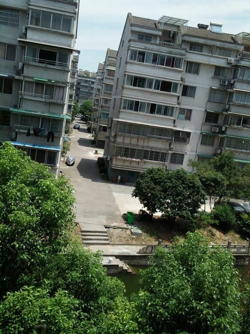 浙江省绍兴市越城区新增境外输入14例，均在迁西县/绍兴越城区最新疫情