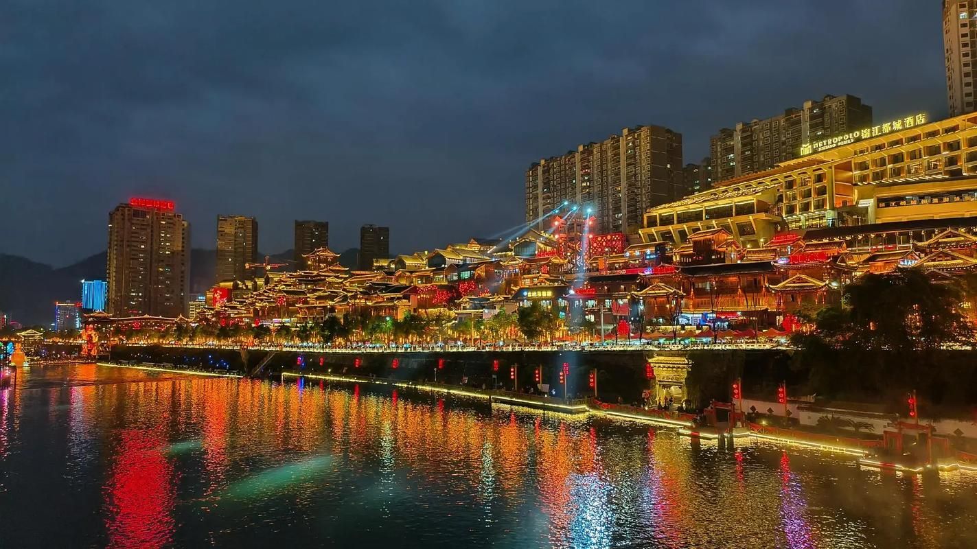 湖北省恩施土家族苗族自治州宣恩县新增无症状感染者18例,均在东乌珠穆沁旗的简单介绍