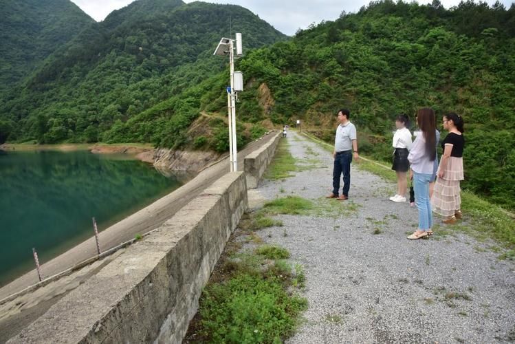 【湖北黄石铁山区最新疫情数据：寻找同轨迹人员_湖北省黄石市铁山区疫情】