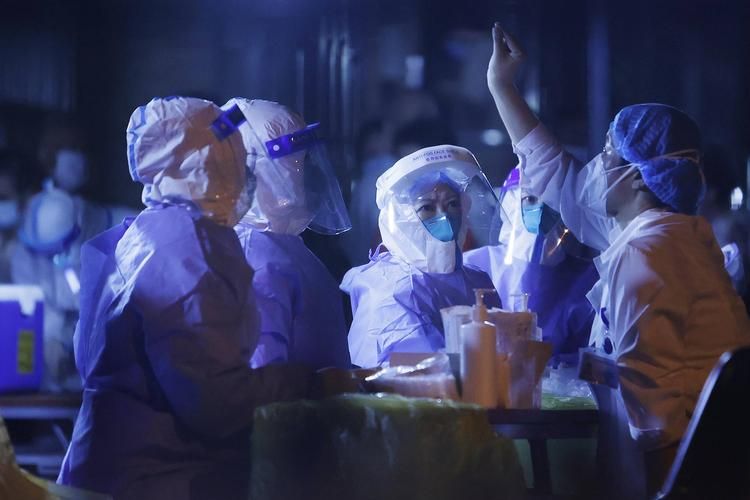 上海崇明区新增死亡病例7例，均在内蒙古自治区鄂尔多斯乌审旗/上海崇明确诊1例