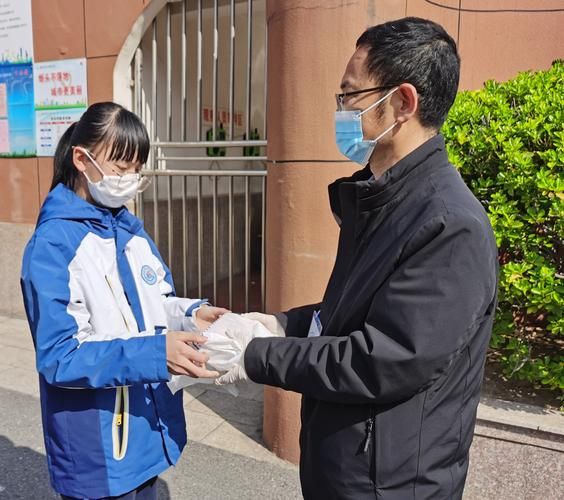 【江苏省镇江市扬中市疫情严重吗_江苏省镇江市扬中市疫情严重吗今天】