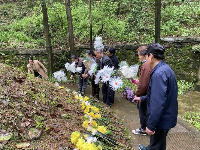 发现1名密接者!鄂城区_鄂州疑似病例