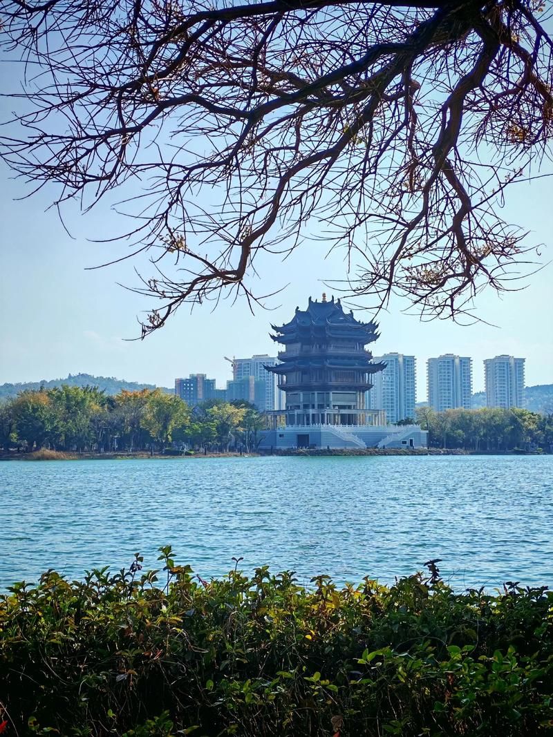 云南红河哈尼族彝族自治州弥勒今冬无新增境外输入_云南省红河州弥勒景区图片