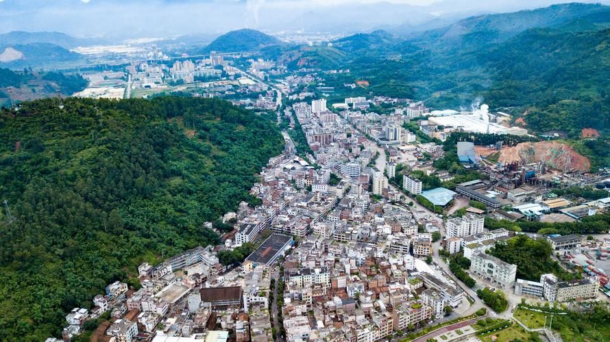  云安区几个地区有疫情发生:云安区为什么要搬区政府