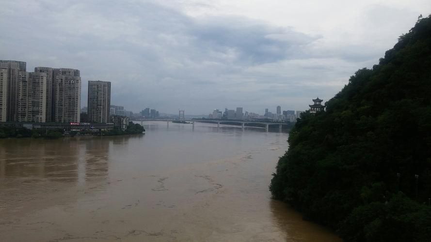 【广西壮族自治区柳州市鱼峰区疫情还在新增吗今天_柳州市鱼峰区今天会下雨吗】