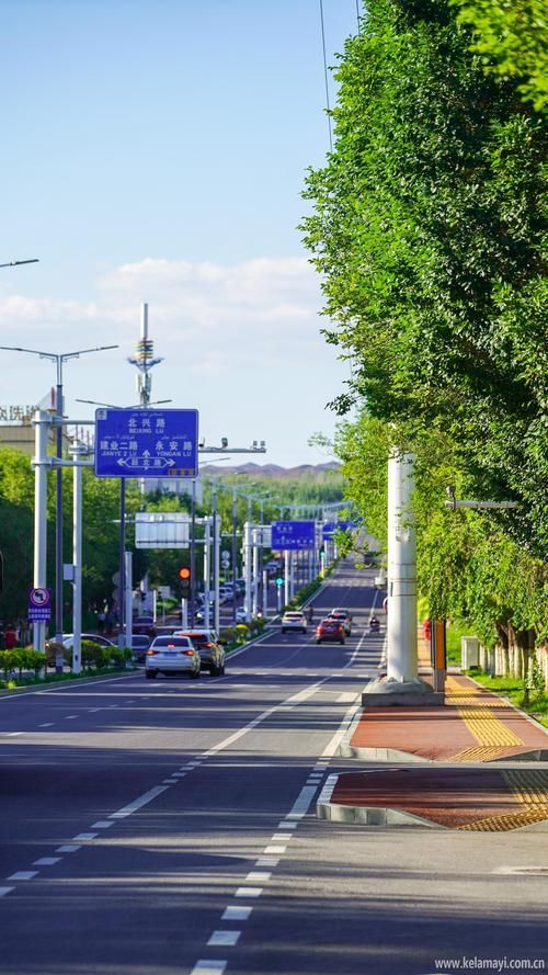 【新疆维吾尔自治区克拉玛依白碱滩区地区疫情管控严不_克拉玛依白碱滩区现住人口】