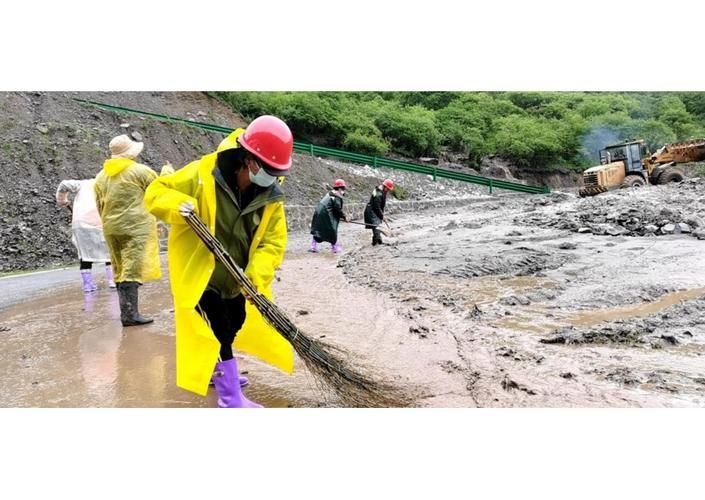 九寨沟县疫情最新情报(九寨沟县出现落石)